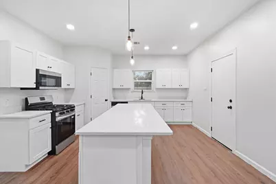 6109 Woodrow Street, Texas City, TX 77591 - Photo 10