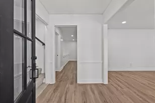 8011 Richmond Ave, Houston, TX 77063 - Photo 6