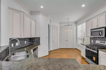 5724 Kansas Street, Houston, TX 77007 - Photo 6