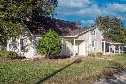 10553 S State Hwy 71, Danevang, TX 77437 - Photo 1