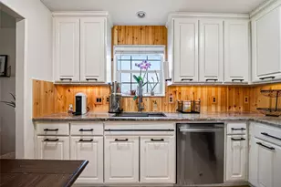 1314 E 34th St, Houston, TX 77022 - Photo 10
