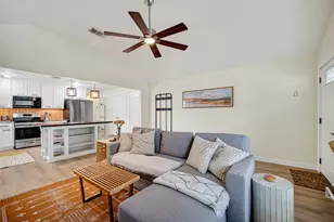 1314 E 34th St, Houston, TX 77022 - Photo 6