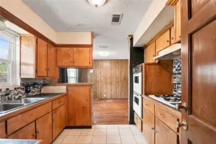 5805 Bretshire Dr, Houston, TX 77016 - Photo 8