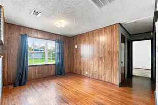 5805 Bretshire Dr, Houston, TX 77016 - Photo 4