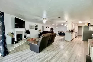 819 Redway Ln, Houston, TX 77062 - Photo 10