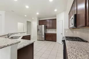 13214 Versace Dr, Houston, TX 77044 - Photo 14