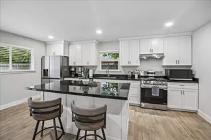 3014 Conway St, Houston, TX 77025 - Photo 2