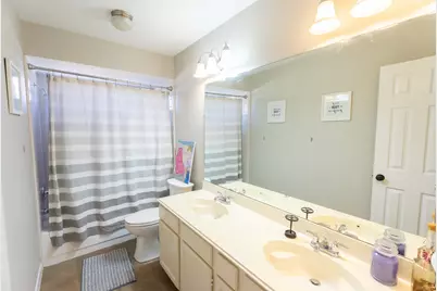 1209 Twin Oaks Street, Friendswood, TX 77546 - Photo 38