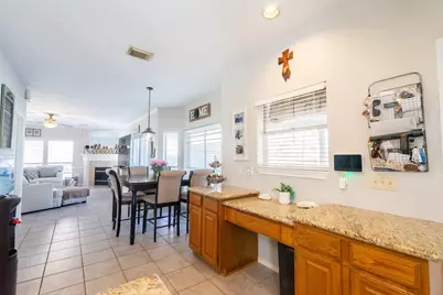 1209 Twin Oaks Street, Friendswood, TX 77546 - Photo 12