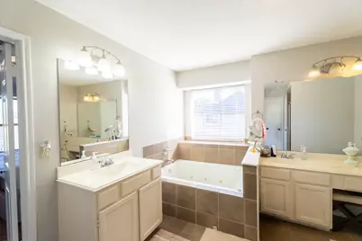 1209 Twin Oaks Street, Friendswood, TX 77546 - Photo 26