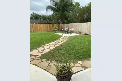 16107 Tibet Road, Friendswood, TX 77546 - Photo 20