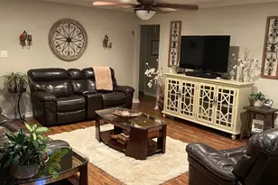 16107 Tibet Rd, Friendswood, TX 77546 - Photo 2