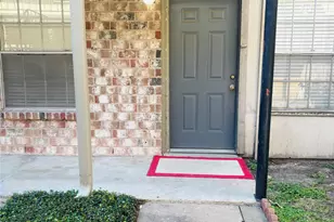 5550 N Braeswood Blvd, Houston, TX 77096 - Photo 1