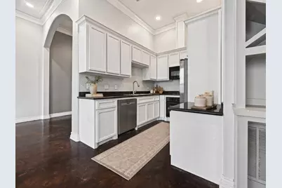 5801 Winsome Lane #202, Houston, TX 77057 - Photo 8