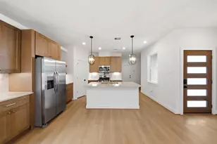 882 Prosper St, Houston, TX 77088 - Photo 10