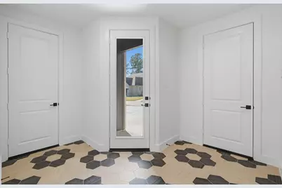12610 Damuth Court, Magnolia, TX 77354 - Photo 14