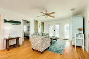 13103 John Reynolds Rd, Galveston, TX 77554 - Photo 10