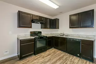 5826 Dawn Terrace Ct, Houston, TX 77048 - Photo 4