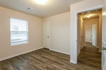 5826 Dawn Terrace Court, Houston, TX 77048 - Photo 12