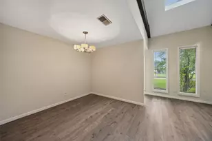 1926 Maple Lakes Dr, Houston, TX 77339 - Photo 10