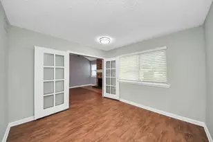 7508 Stewart Rd, Galveston, TX 77551 - Photo 10