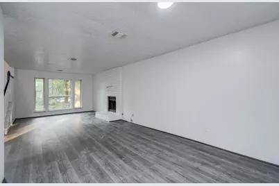 5006 Village Springs Drive, Houston, TX 77339 - Photo 20