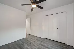 5006 Village Springs Dr, Houston, TX 77339 - Photo 36