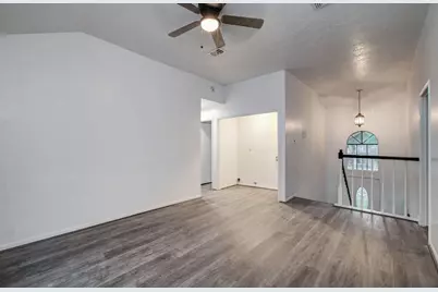 5006 Village Springs Drive, Houston, TX 77339 - Photo 38