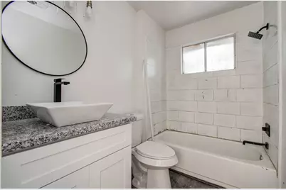 5006 Village Springs Drive, Houston, TX 77339 - Photo 30