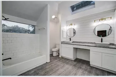 5006 Village Springs Drive, Houston, TX 77339 - Photo 44