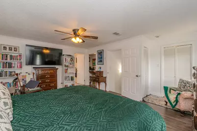 711 S 6th Street, Nederland, TX 77627 - Photo 18