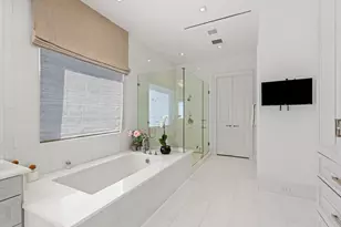 2810 Westgrove Ln, Houston, TX 77027 - Photo 18