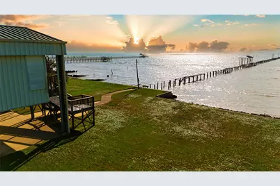 5330 Bayside Drive, Baytown, TX 77523 - Photo 2