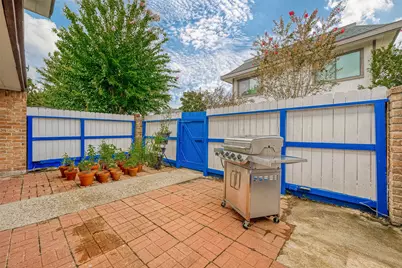 12042 Mighty Oak Drive #B, Houston, TX 77066 - Photo 34