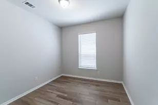 2822 Peridot Dr, Rosharon, TX 77583 - Photo 2