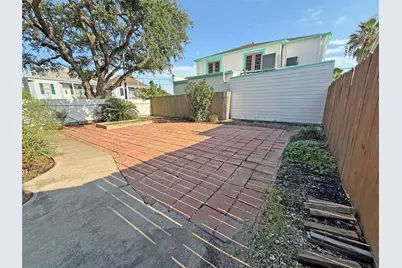 1415 Moody Avenue, Galveston, TX 77550 - Photo 44