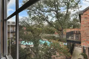 7929 Woodway Dr, Houston, TX 77063 - Photo 16