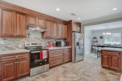 450 Piney Point Drive, Sour Lake, TX 77659 - Photo 6