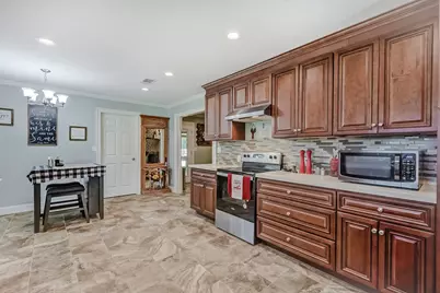 450 Piney Point Drive, Sour Lake, TX 77659 - Photo 8