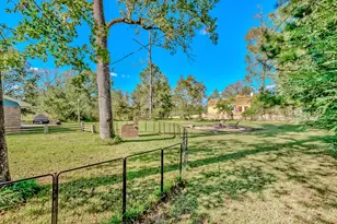 450 Piney Point Dr, Sour Lake, TX 77659 - Photo 26