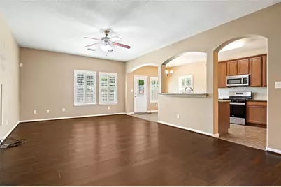 8618 E Highlands Crossing, Highlands, TX 77562 - Photo 8