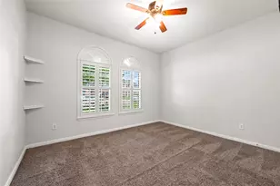 8618 E Highlands Crossing, Highlands, TX 77562 - Photo 20