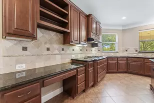 18715 N Thomas Shore Dr, Cypress, TX 77433 - Photo 14