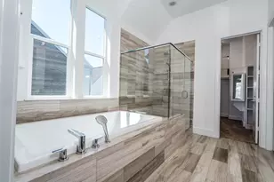 8624 Emnora Ln, Houston, TX 77080 - Photo 18