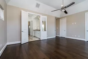 8624 Emnora Ln, Houston, TX 77080 - Photo 16