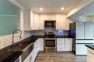 5239 Arboles Dr, Houston, TX 77035 - Photo 6