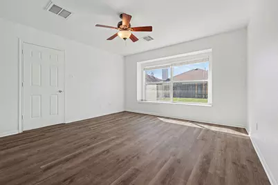 18439 Sunrise Oaks Court, Montgomery, TX 77316 - Photo 16