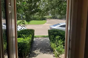 14333 Memorial Dr, Houston, TX 77079 - Photo 2