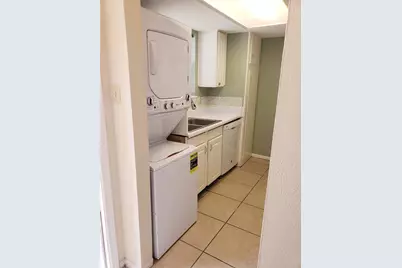 14333 Memorial Drive #99, Houston, TX 77079 - Photo 8