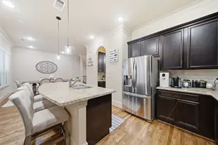 5950 Kiam St, Houston, TX 77007 - Photo 12